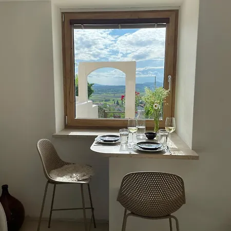 Vipava View Apartman *